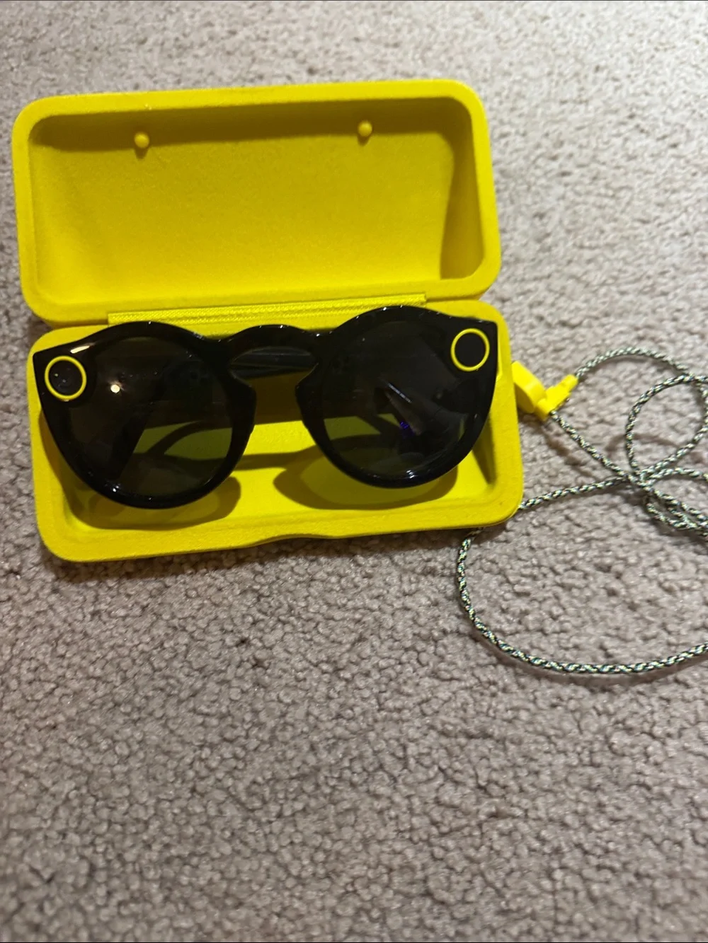 Snap Spectacles-Inspired Kids Sunglasses with Yellow Case